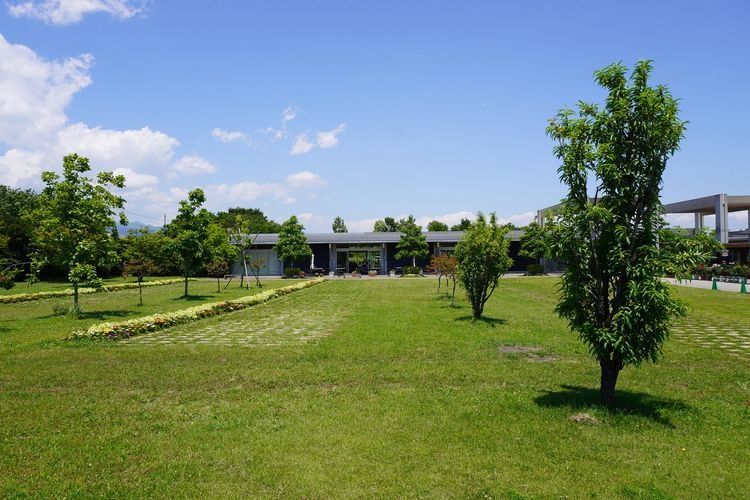 Hana-na Garden (Kanagawa Prefectural Flower and Green Friendship Center)