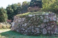 Tourist destination images of Tsukiyama Futadō Castle(1)