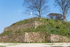 Tourist destination images of Tsukiyama Futadō Castle(4)