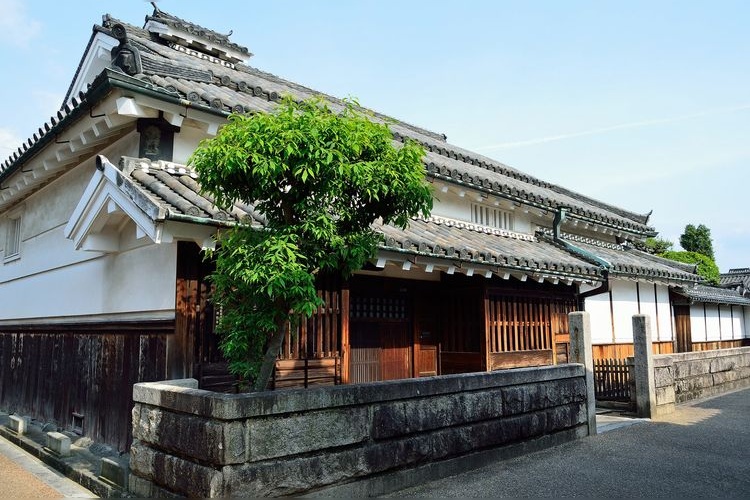 Ueda Family Residence