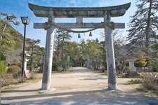Tourist destination images of Yoshika Shrine(1)