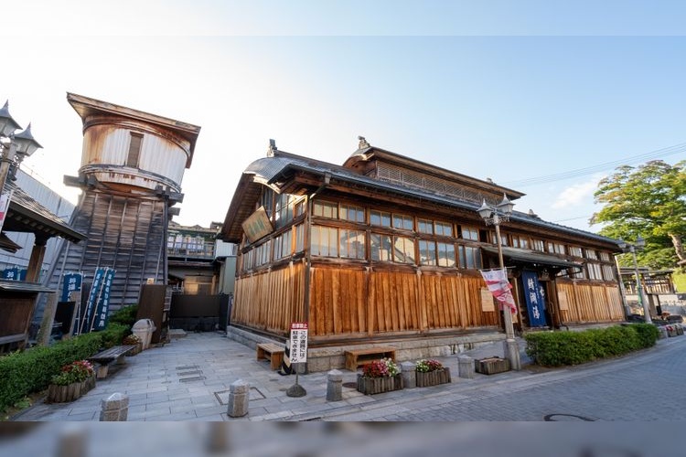 Tourist destination images of Iizaka Onsen(2)