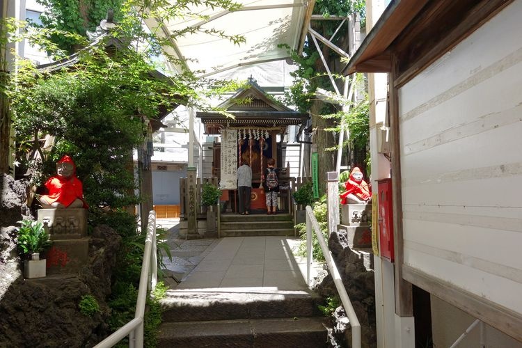 Sugamo Koshin-do Shrine