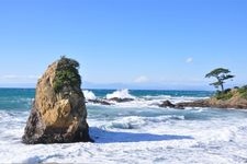 Tourist destination images of Akiya's Tateishi Rock(2)