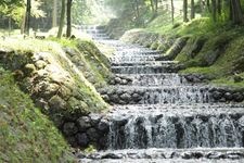 Tourist destination images of Ushibusegawa French-Style Step Structure(2)