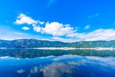 Tourist destination images of Lake Yogo(3)