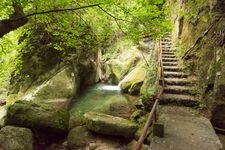 Tourist destination images of Jakuji Gorge(3)