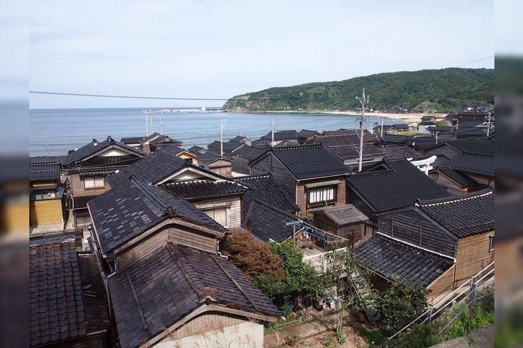 Wajima City Kurojima District Important Preservation District for Groups of Traditional Buildings