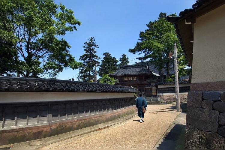 Kanazawa City Utatsuyama Foot Important Preservation District for Groups of Traditional Buildings