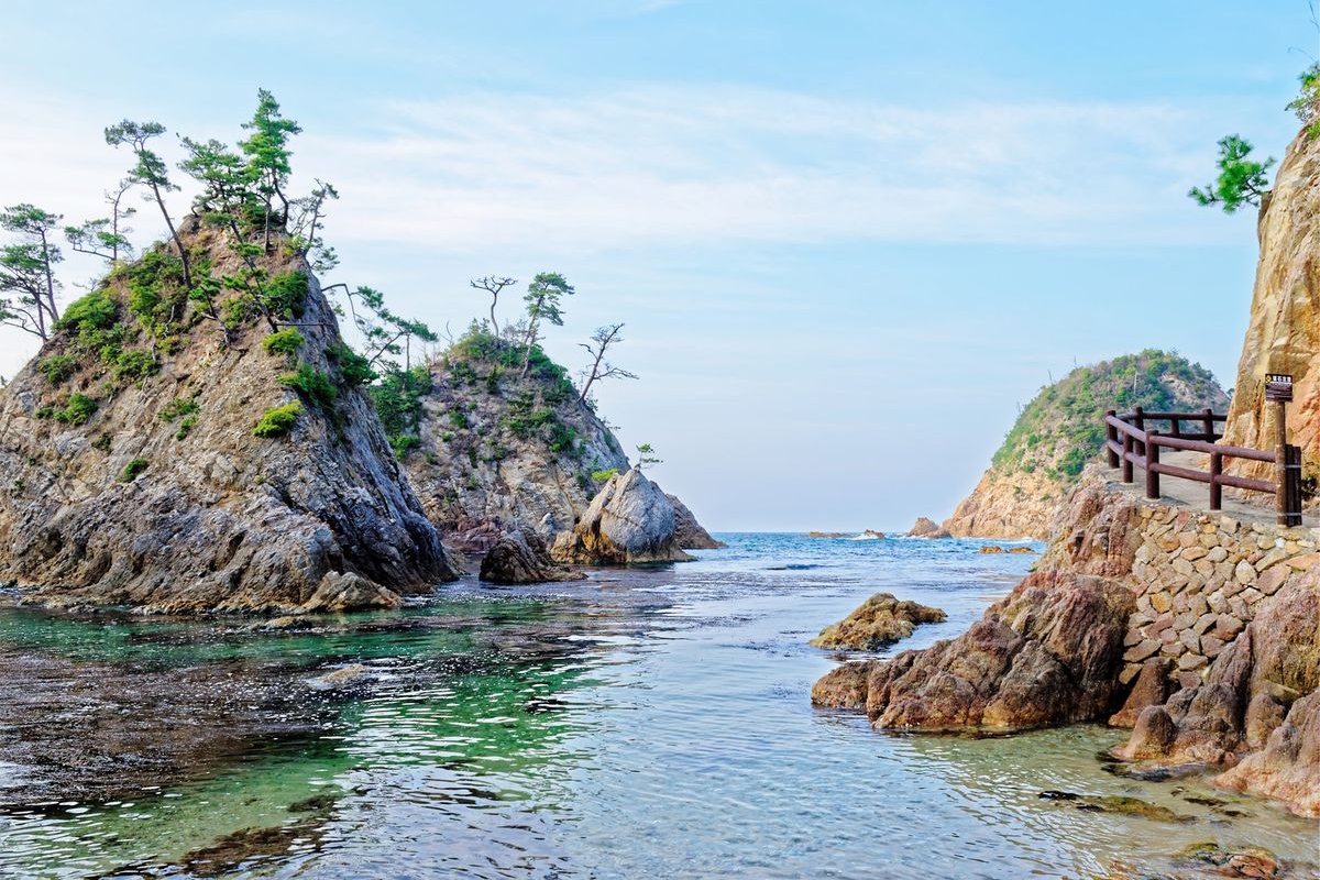 浦富海岸島嶼巡遊觀光船 | 鳥取縣的觀光景點 | Sparkle Travel