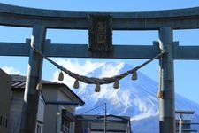 Tourist destination images of Kin Torii (Golden Torii)(2)