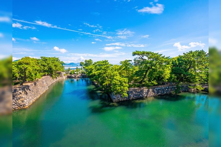 Takamatsu Castle Ruins Tamamo Park