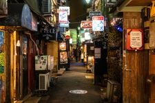 Tourist destination images of Shinjuku Golden Gai(2)