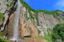 Tourist destination images of Yonakodaibakufu (Yonako Great Waterfall)(3)