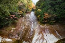 滑床渓谷の観光地画像(1)