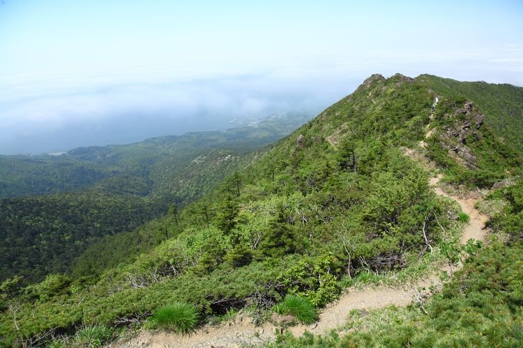 Mount Apoi