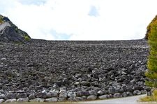 Tourist destination images of Takase Dam(1)