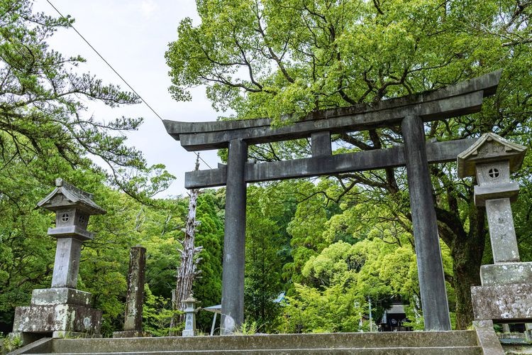 德重神社