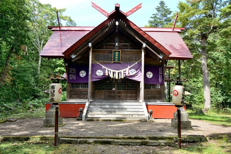 Urausujinja Shrine