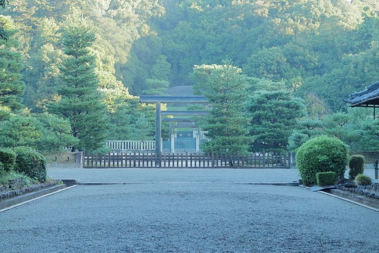Fushimi Momoyama Mausoleum