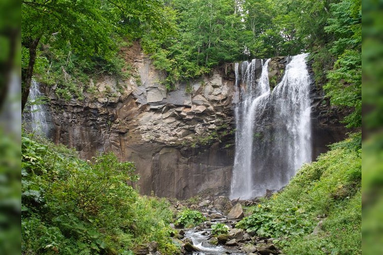 Ashiribetsu Falls