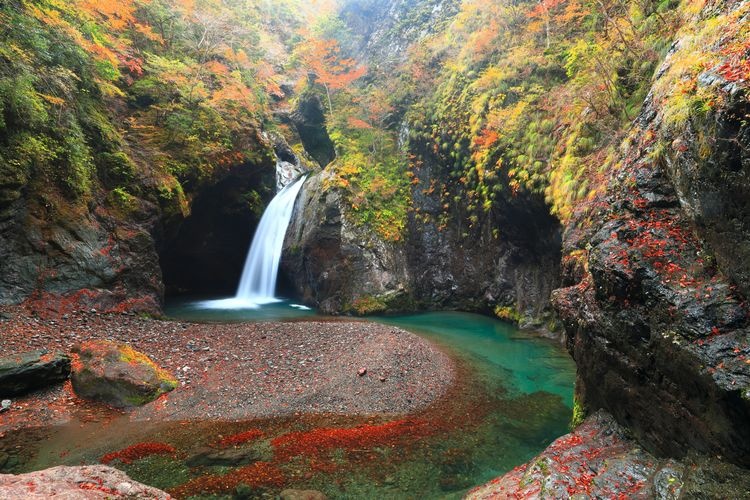 Tourist destination images of Ogama-no-taki Waterfall(3)