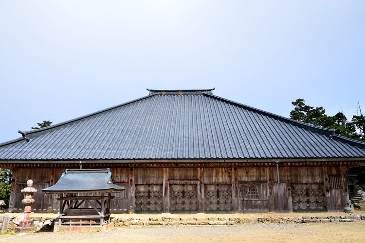 Omine-sanji Temple