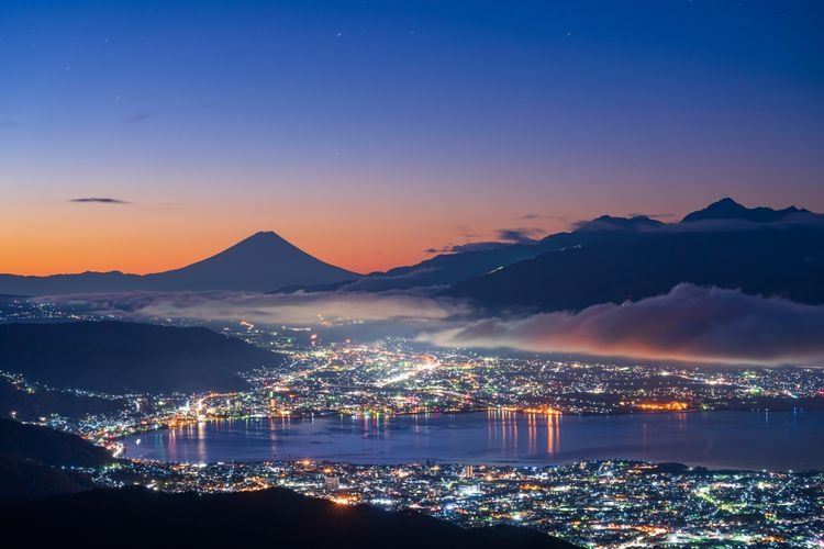Tourist destination images of Lake Suwa(2)