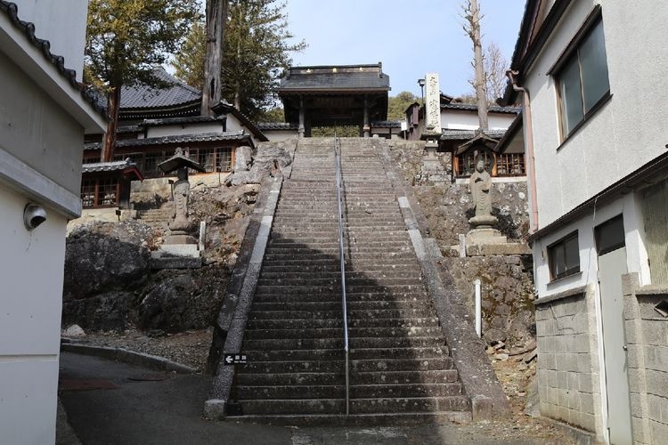 Kenfuku-ji Temple