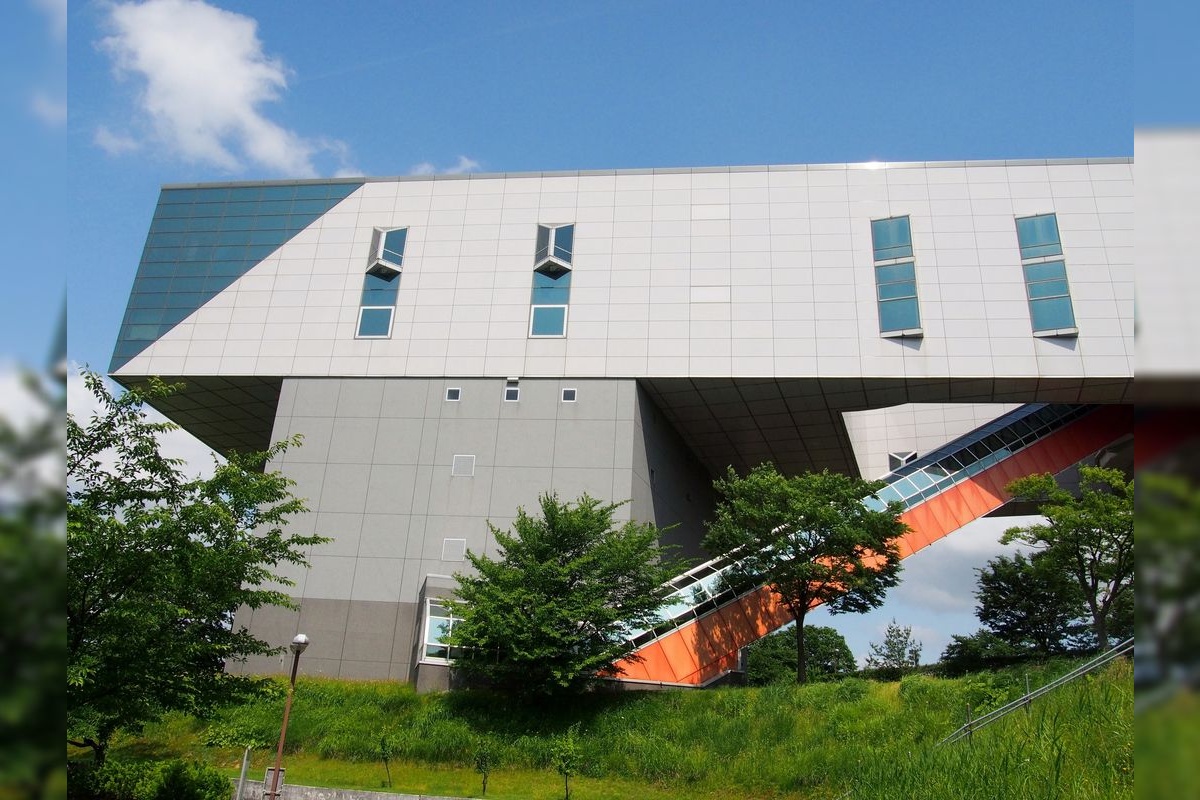 พิพิธภัณฑ์ศิลปะสมัยใหม่จังหวัดอาคิตะ (Akita Museum of Art)