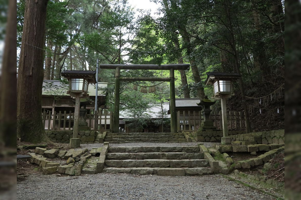 天岩戶神社 東本宮