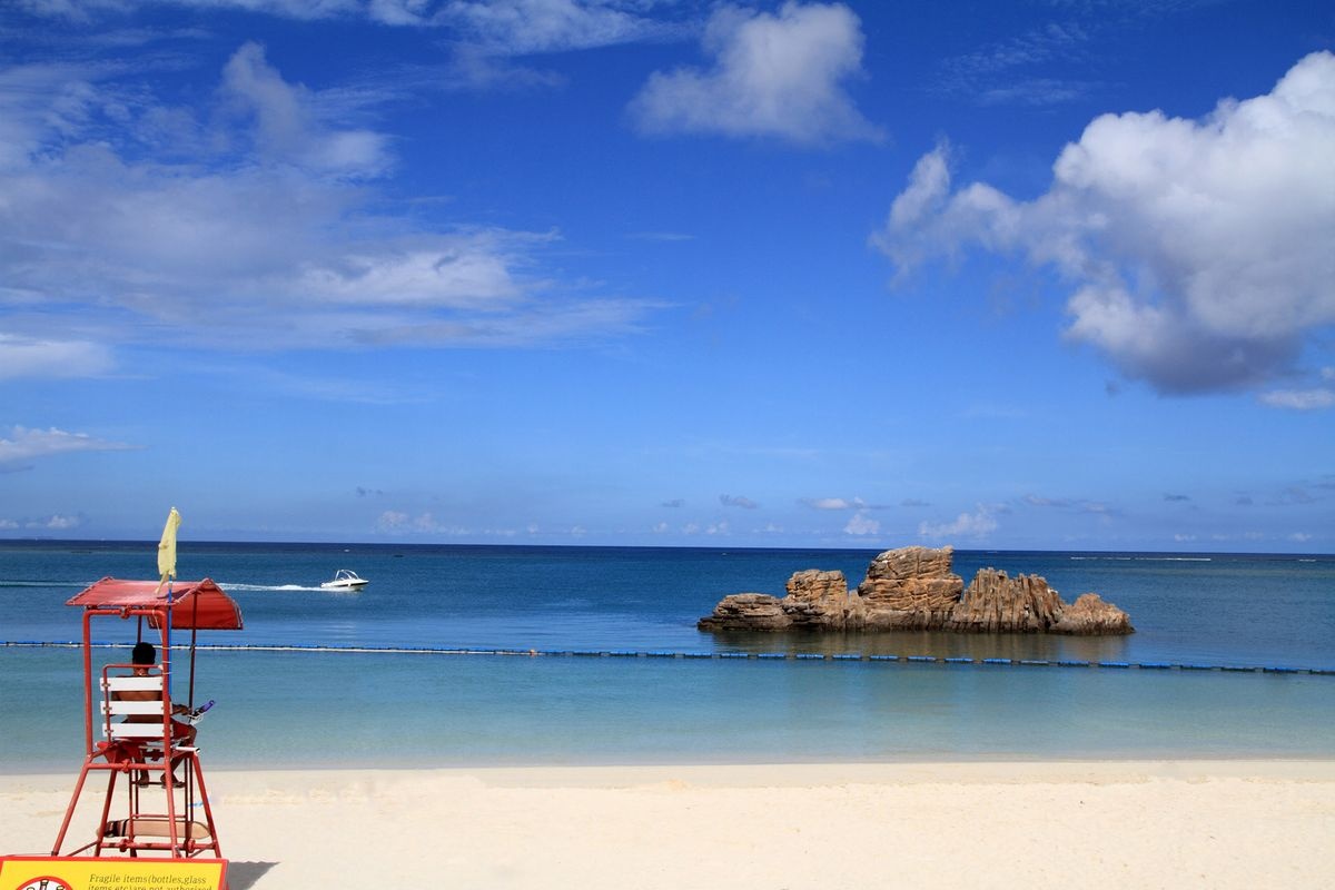 아라하 비치 (Ahaha Beach)