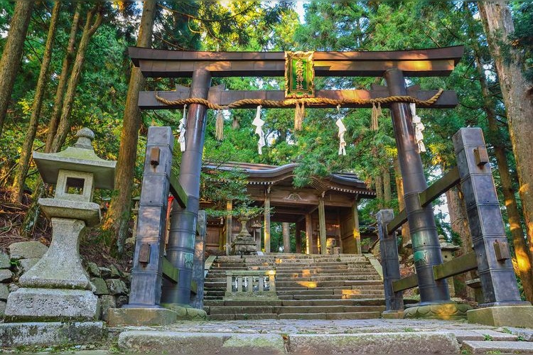 Atago Jinja 4