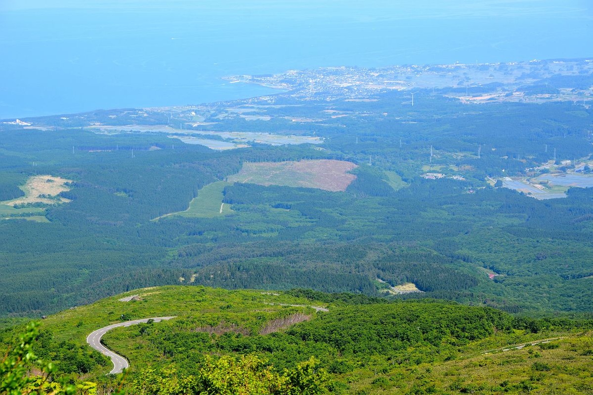 Chokaisan (Chokai Blue Line)