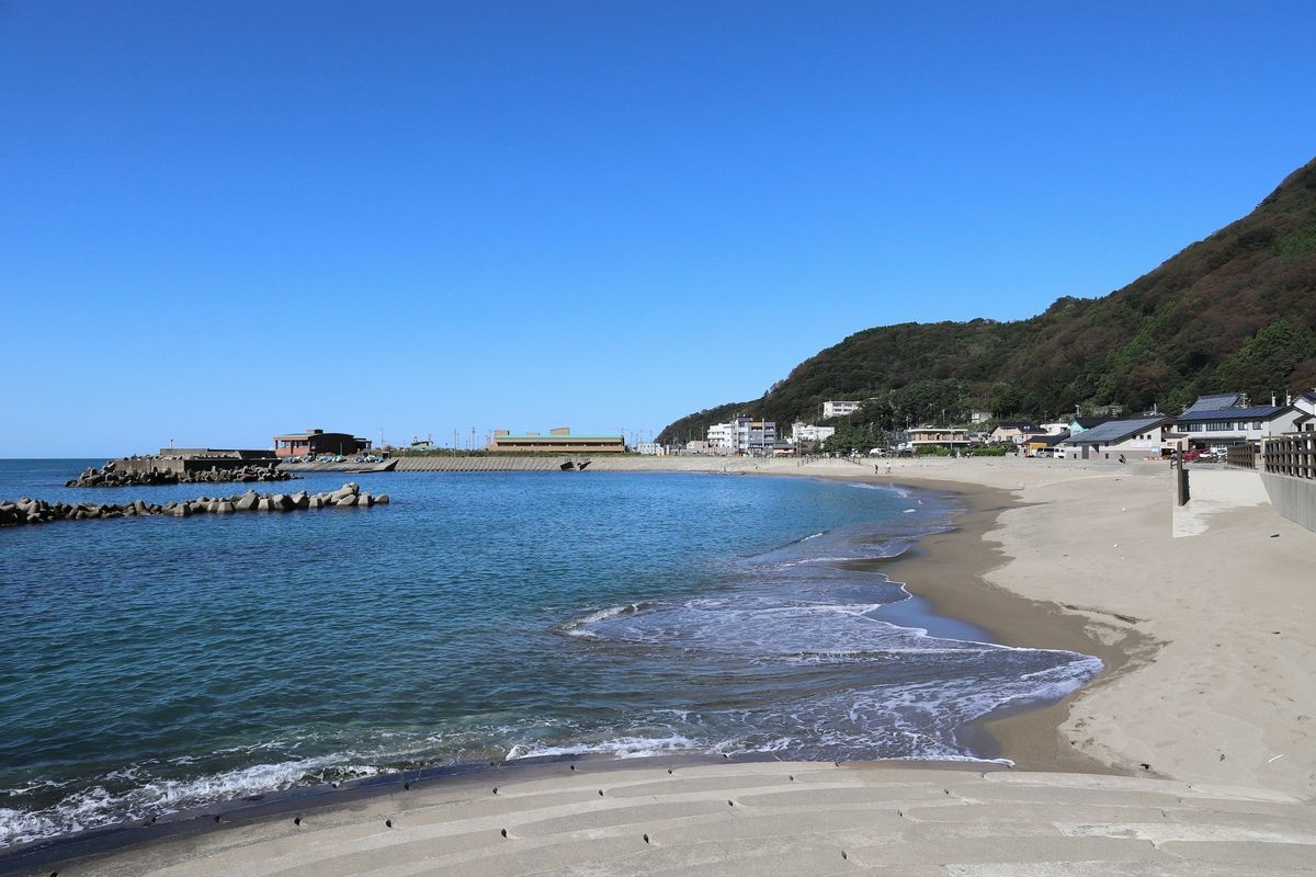 Pantai Etsunori