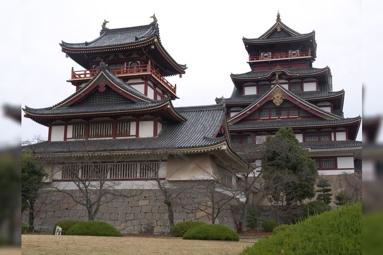 Fushimi Momoyama-jo (Fushimi Castle) 3