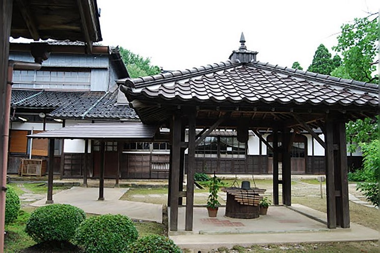 豪農の館内山邸(富山県民会館分館)