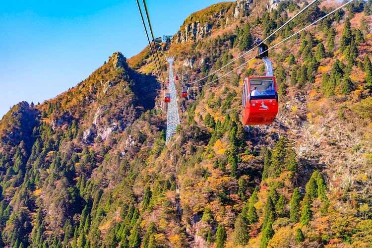 Gozaisho Ropeway 6