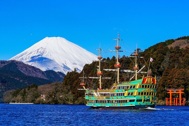 เรือโจรสลัด Hakone Sightseeing Cruise (ท่าเรือ Togendai)