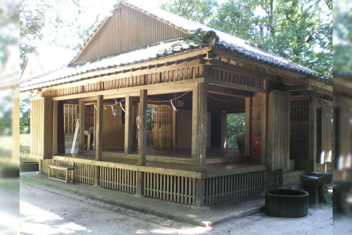 Hakosaki Shrine