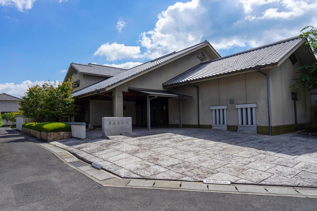 Workshop: Learn the Structure of Byobu & Nihonga Painting