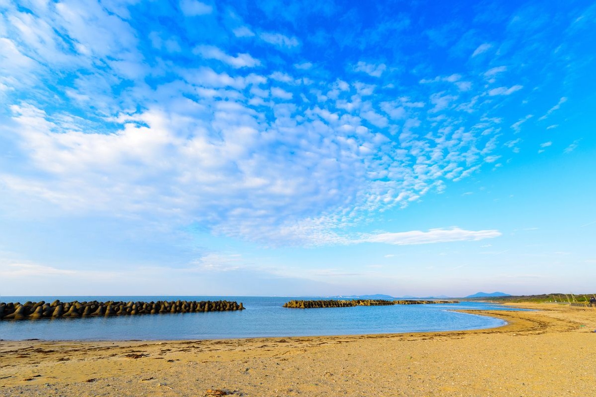 波津海水浴場 (Hatsu Beach)