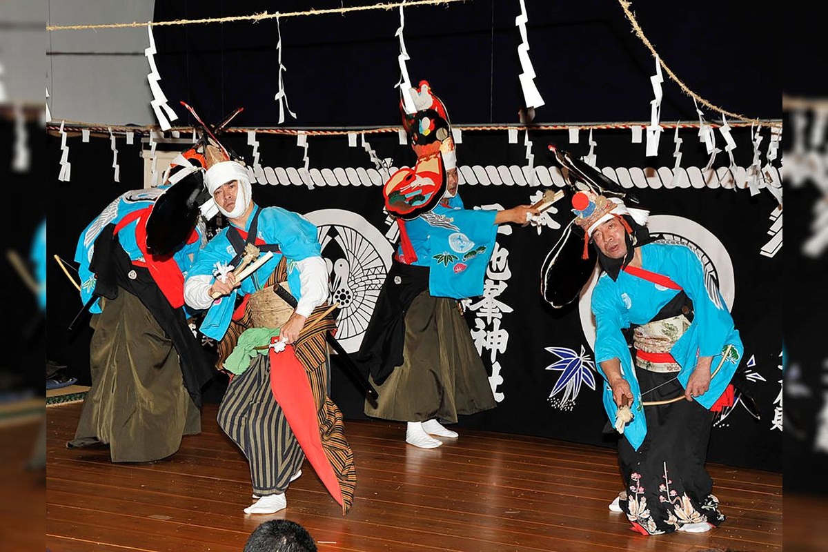 早池峰岳神樂舞納め(大償神樂)