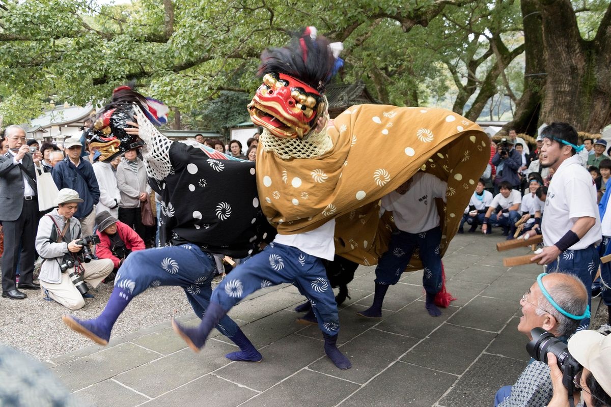 桧の獅子舞(大麻比古神社)