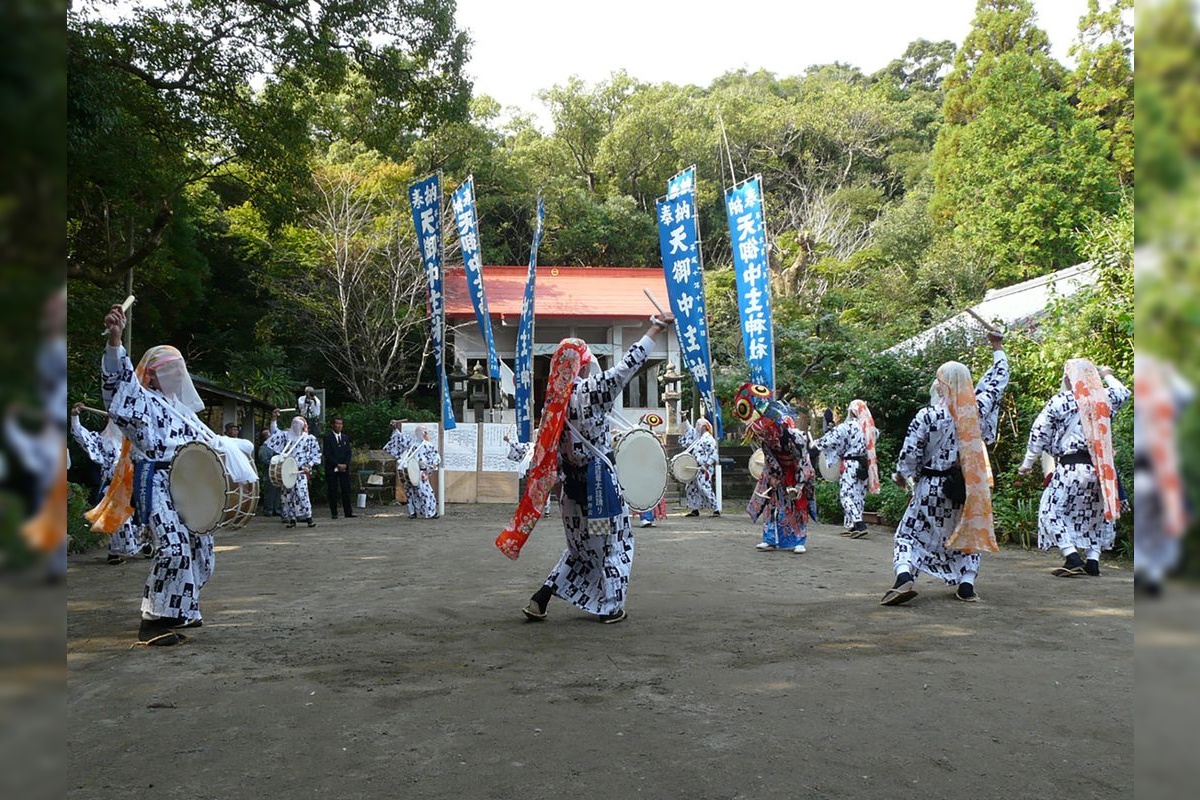 枚聞神社 (Hozekiri Jinja Shrine)