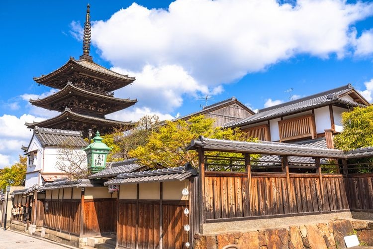 Hokan-ji Temple