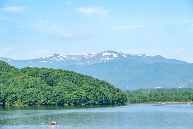 ทะเลสาบเขื่อนอิตสึโบชิ (Itsuboshi Dam Lake)