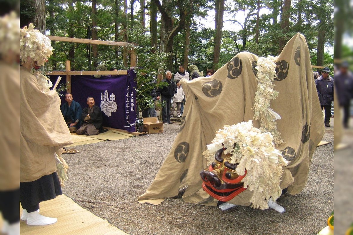 이치노세 시시카구라 (Ichinose Shishi Kagura)