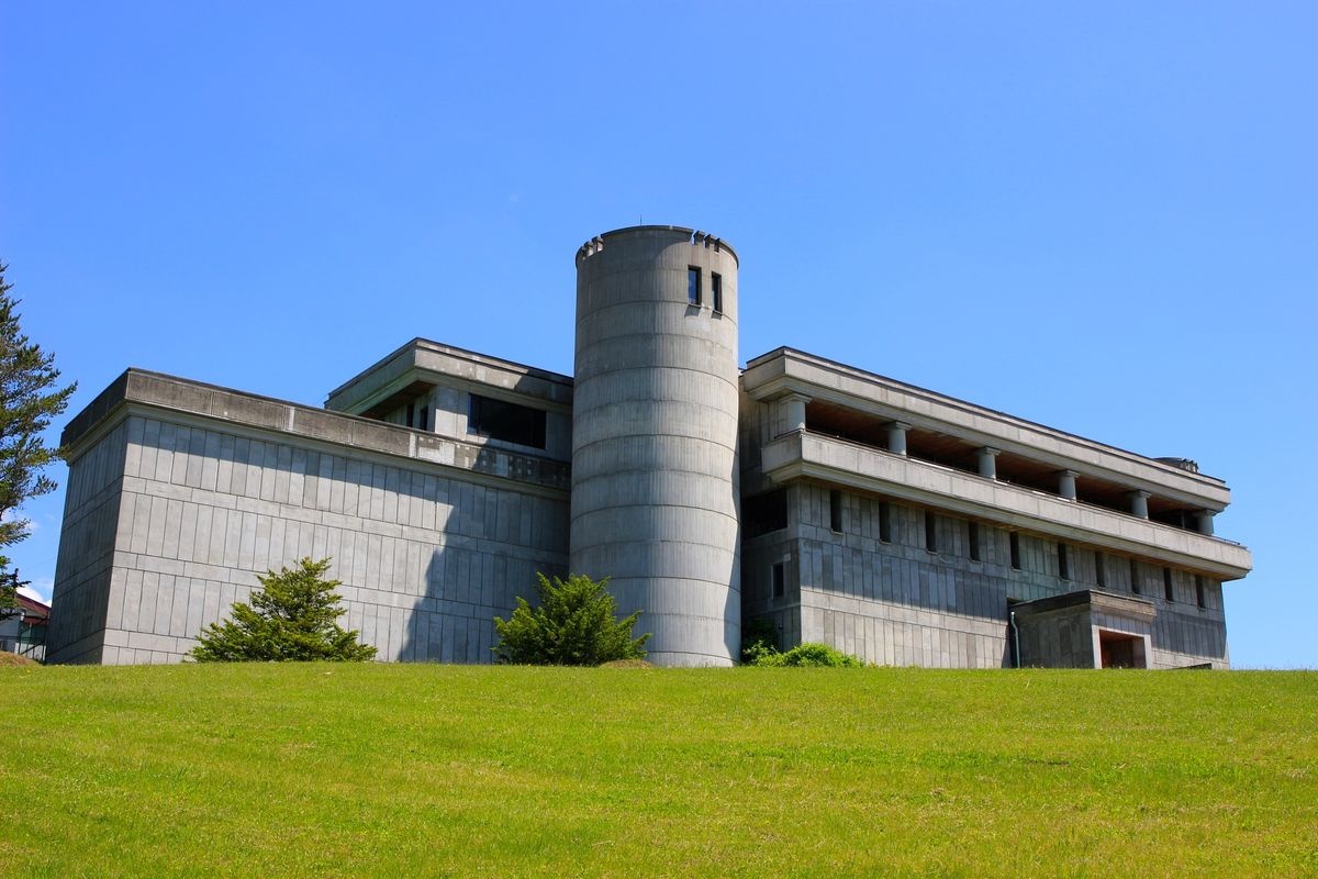 Ikeda Wine Castle (Ikeda Town Grape & Wine Research Institute)