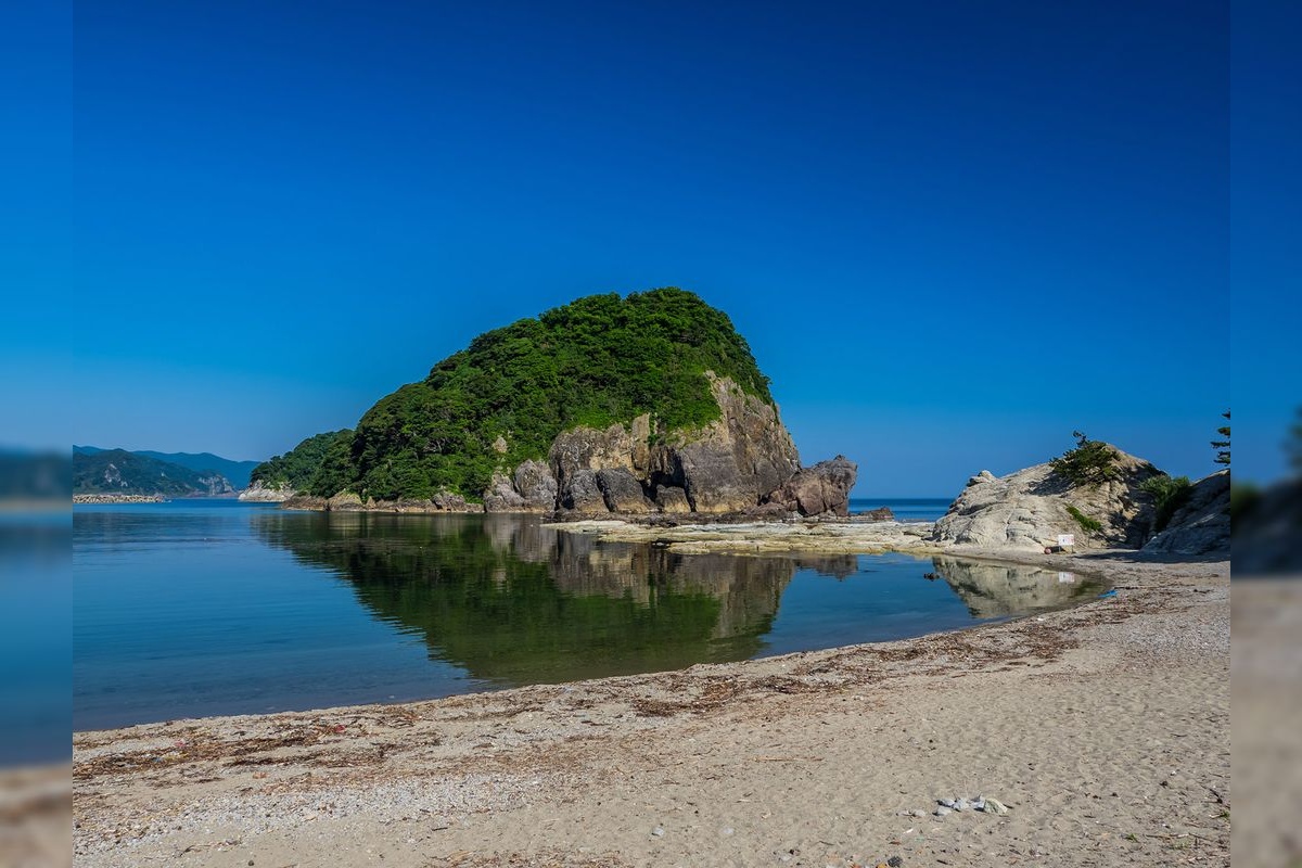 Imokoura Beach